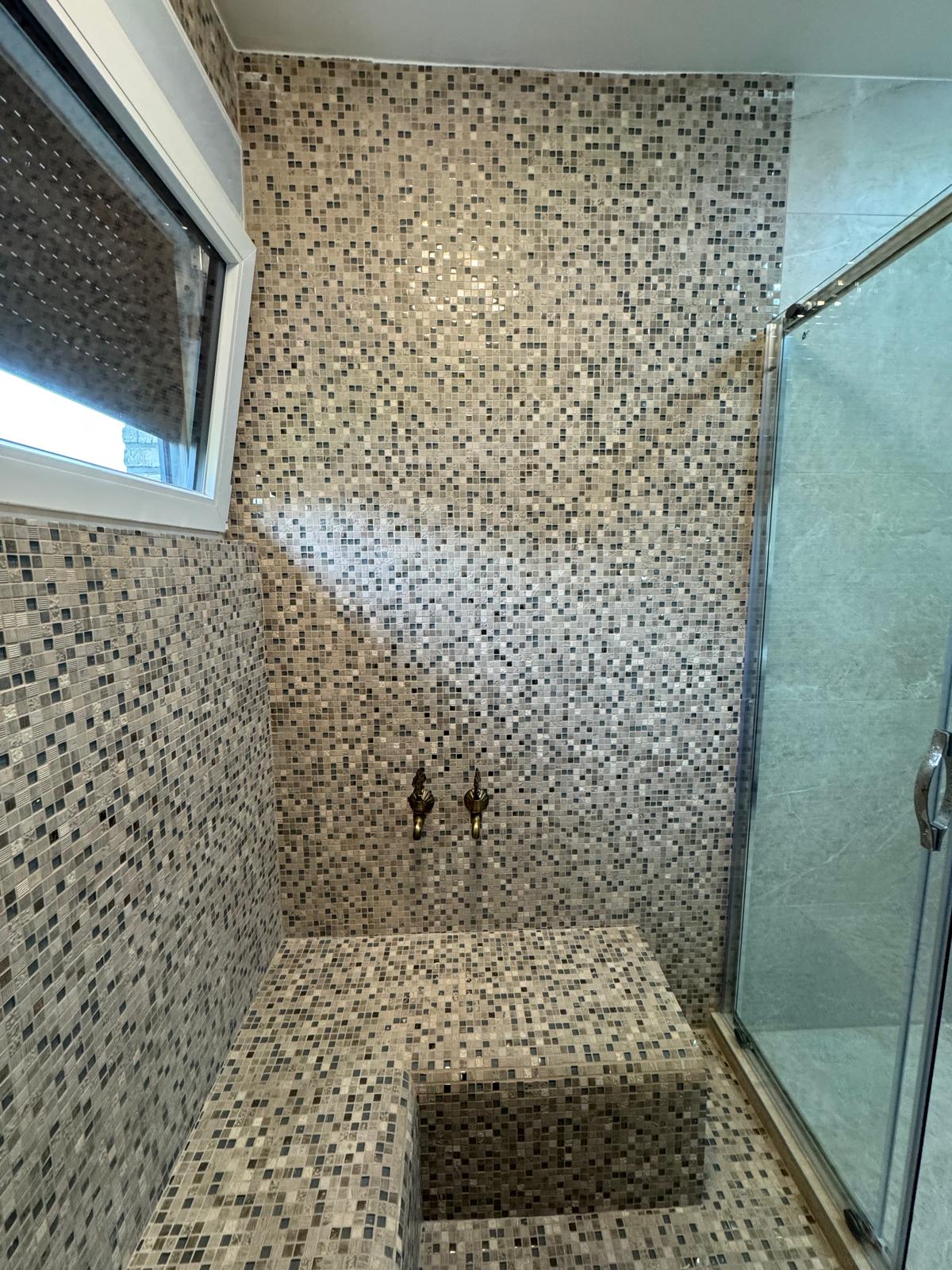 Douche mosaïque